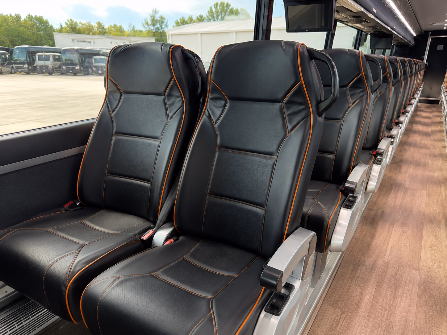 airport transfers between ict andover and derby