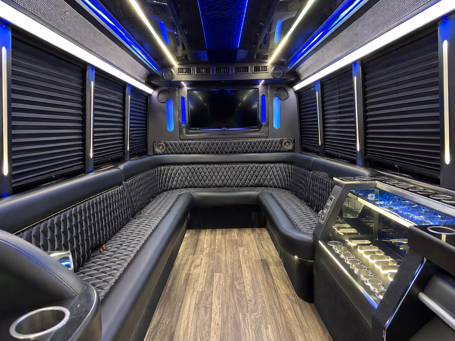 wichita corporate retreat shuttle bus rentals